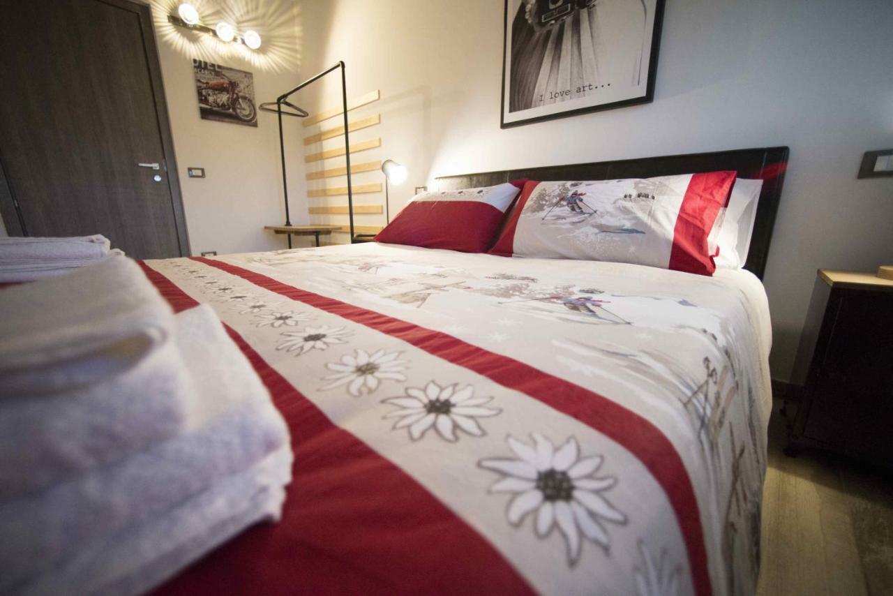 Cristiano Hotell Cosenza Exteriör bild