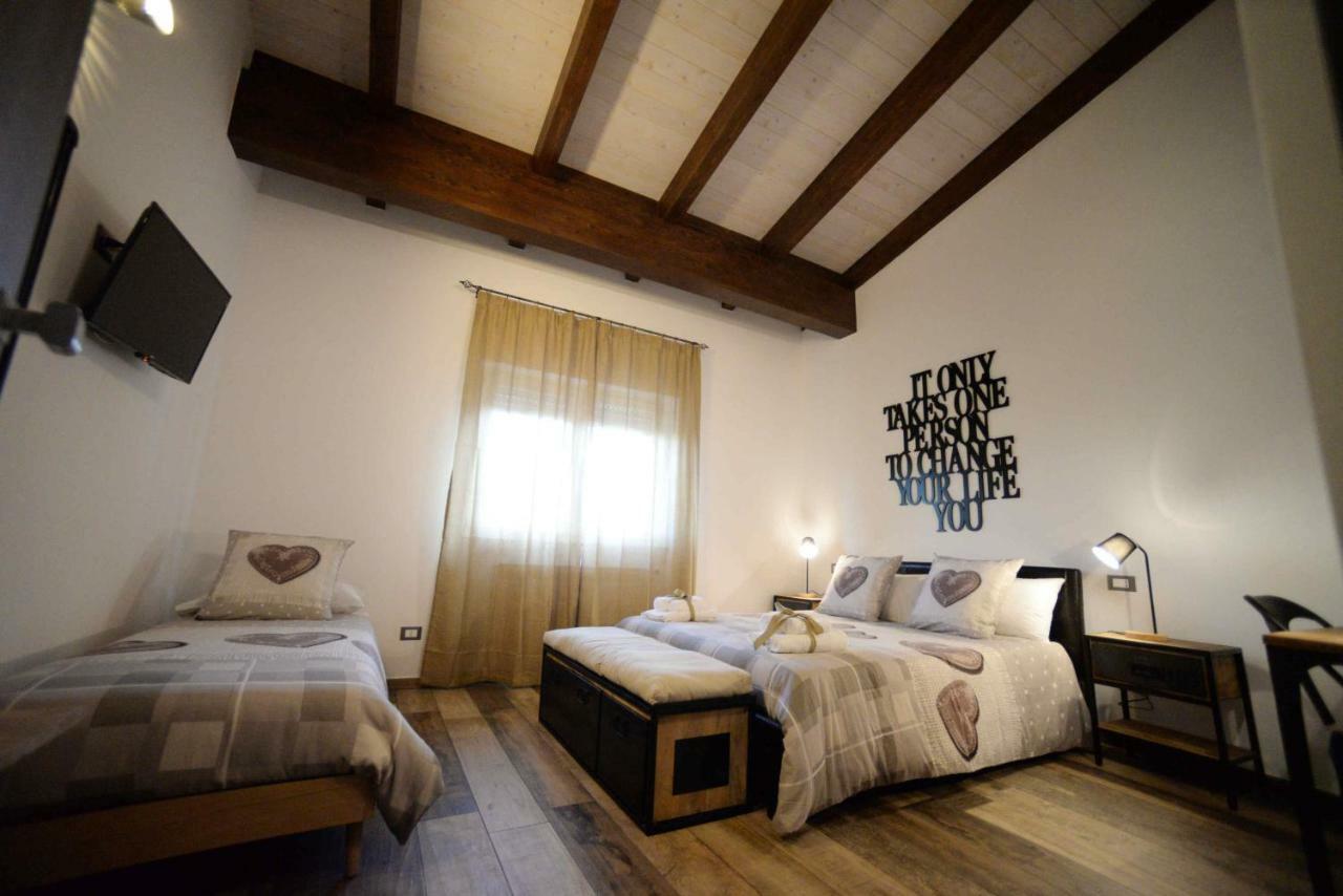 Cristiano Hotell Cosenza Exteriör bild