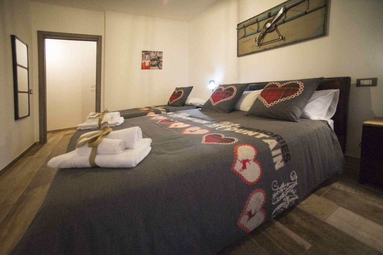 Cristiano Hotell Cosenza Exteriör bild
