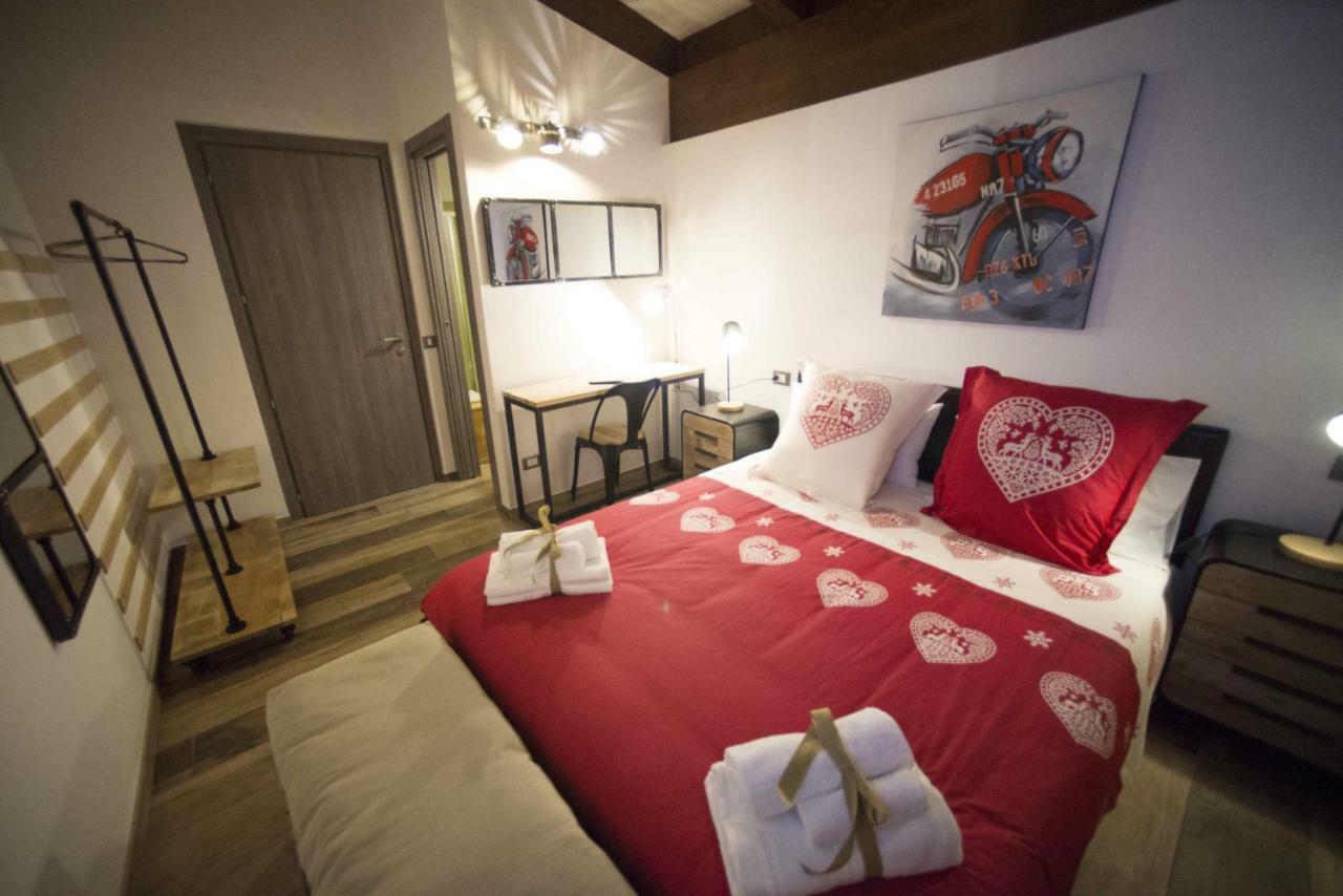 Cristiano Hotell Cosenza Exteriör bild